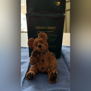 Boyd’s Bears and Friends’ “The Simple Bear” Figurine